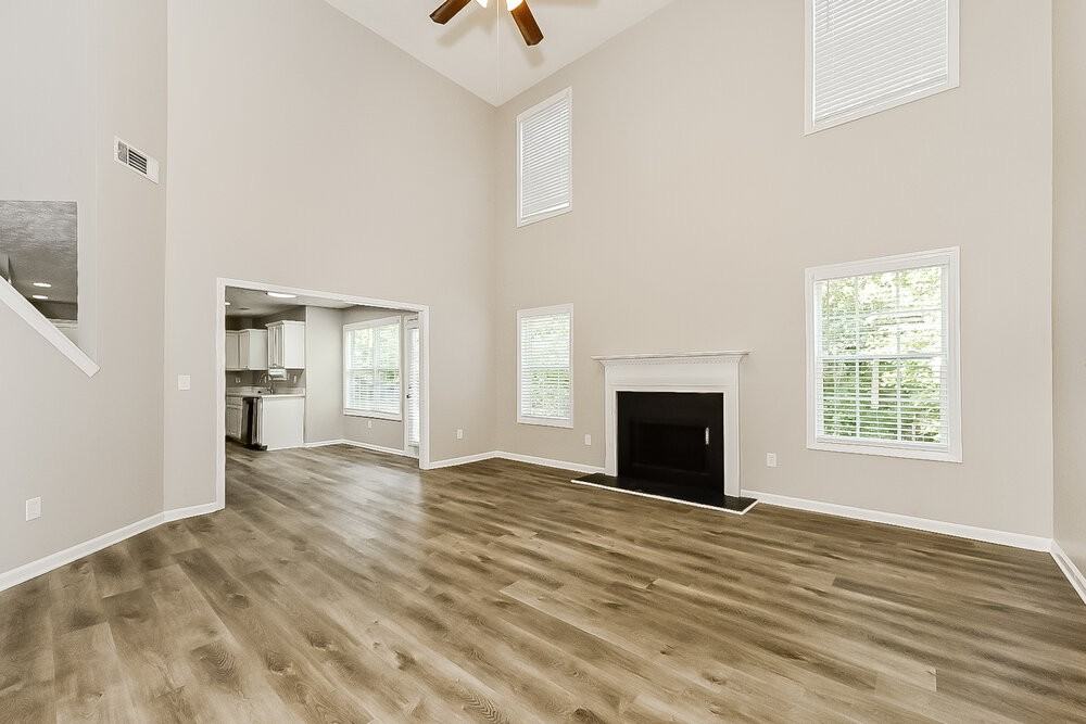 129 Makenna Dr - Photo 4 of 17