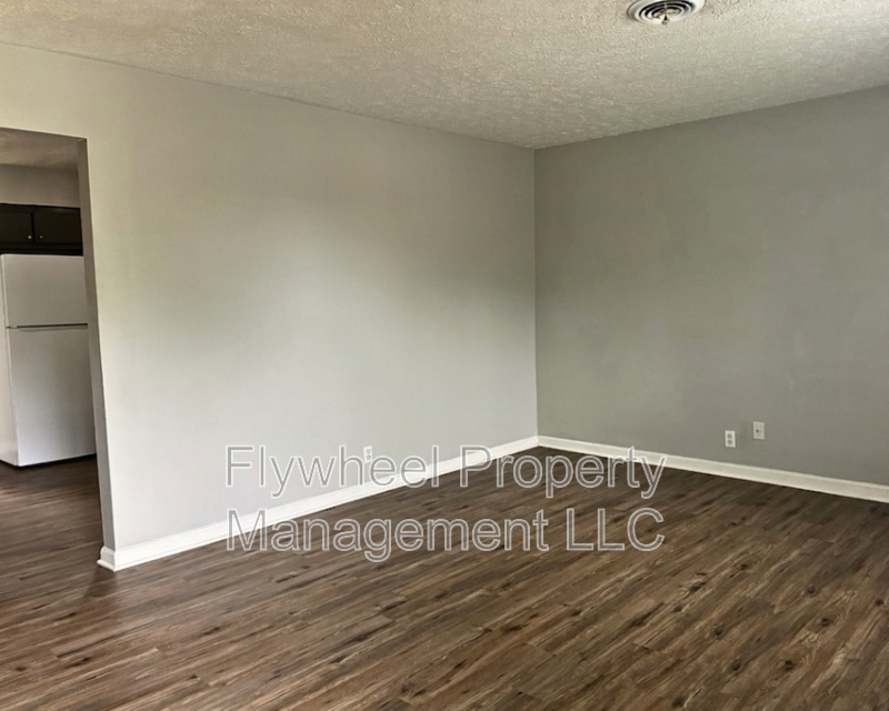 780 Garrison Dr - Photo 5 of 18