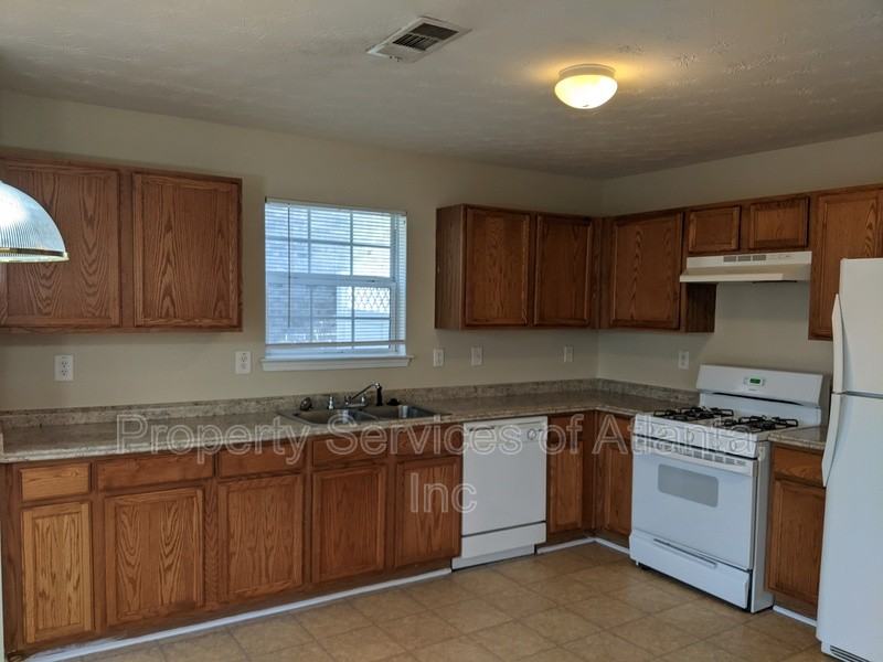 416 Townsend Bnd - Photo 7 of 18