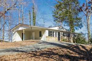 featured image of 580 Ayres Rd