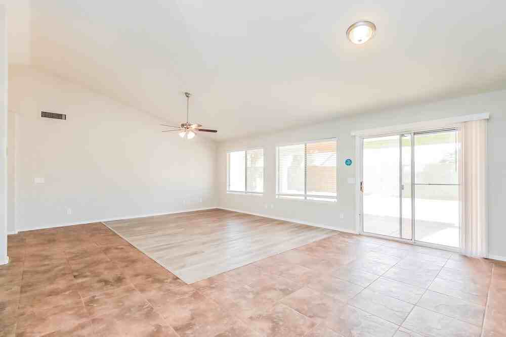 4119 E San Pedro Ave - Photo 5 of 16