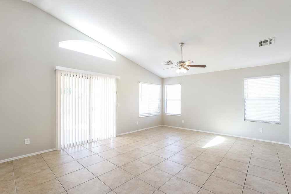 7427 W Tina Ln - Photo 3 of 19