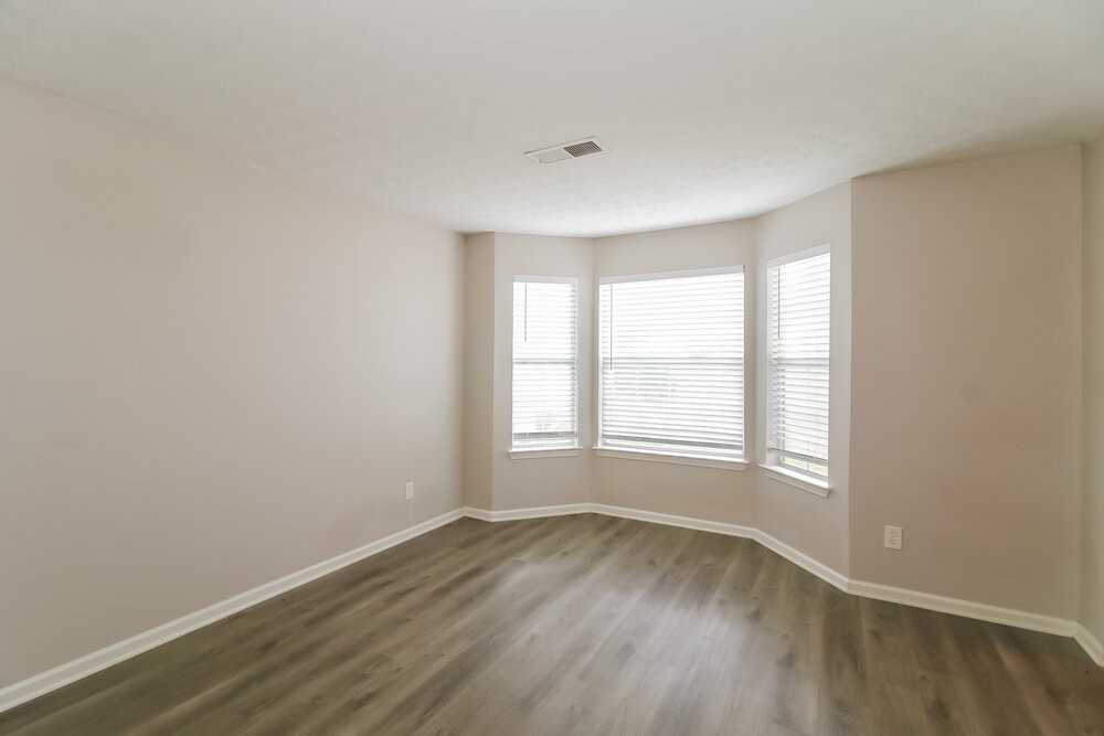 2597 Oslo Ct - Photo 7 of 18