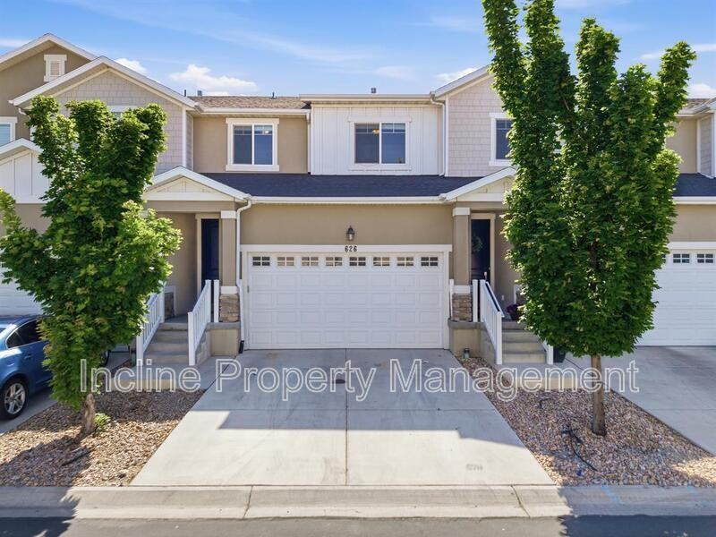 626 N Preserve Dr - Photo 2 of 24