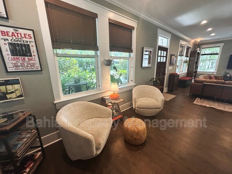 211 E Adalee St - Photo 6 of 24