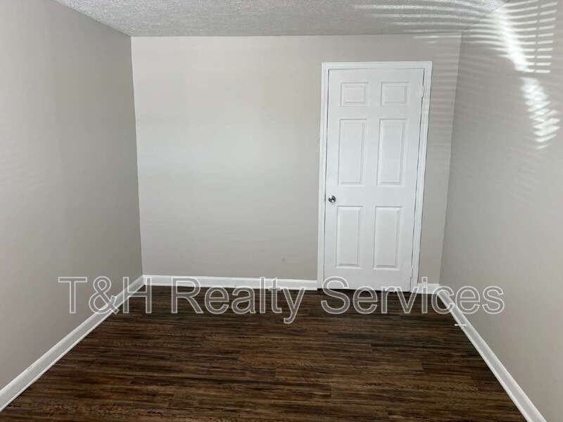 7046 East Us Highway #5 - Photo 6 of 9
