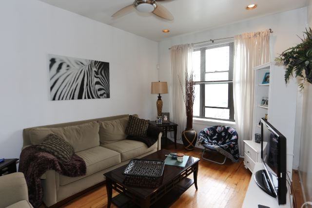 1509 W Fry St #1F - Photo 6 of 20