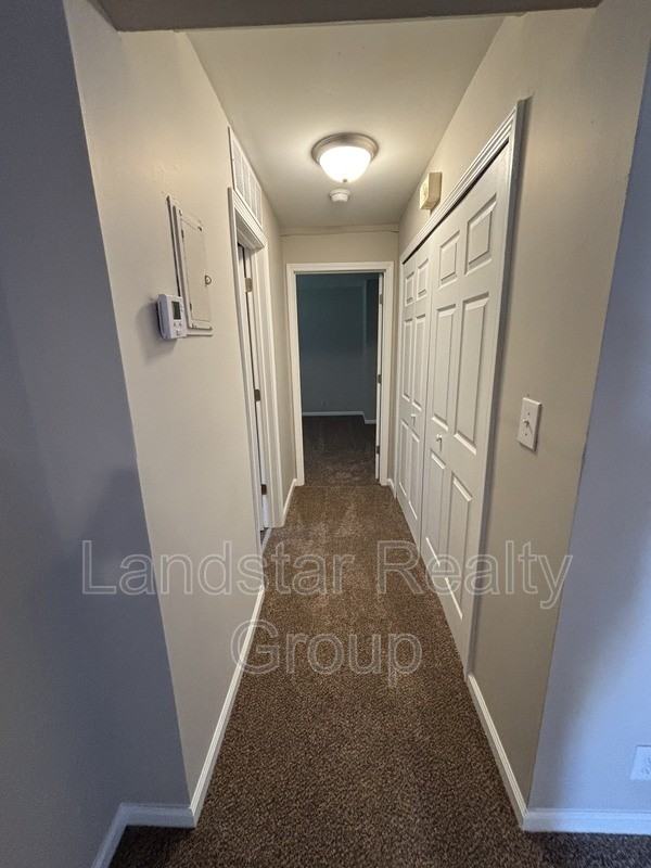 3221 Kemmons Dr #2 - Photo 4 of 27