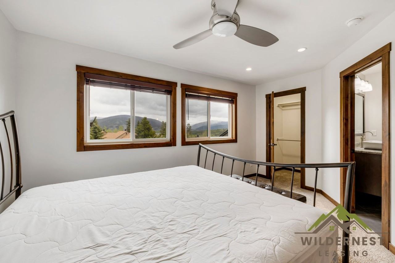 6748 Ryan Gulch Rd - Photo 5 of 36