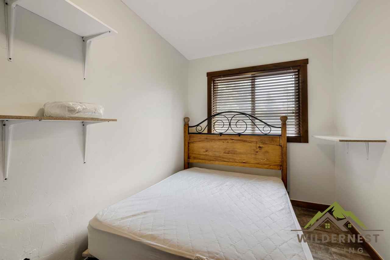 6748 Ryan Gulch Rd - Photo 6 of 36