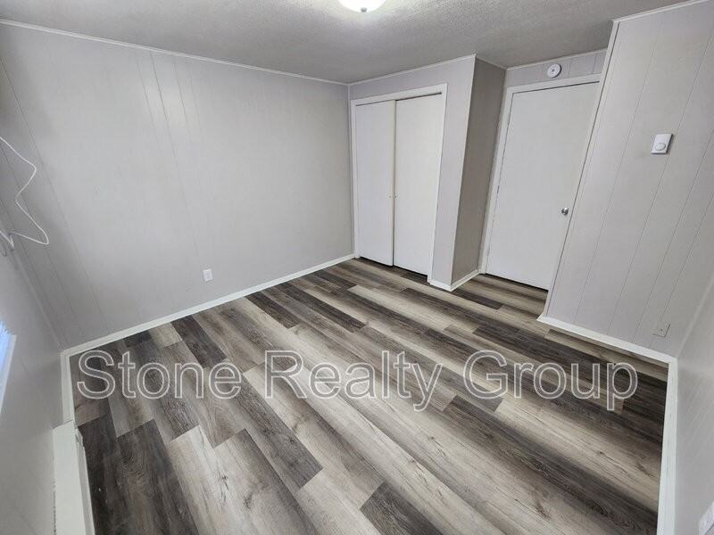 1880 N 6th 1/2 St #8 - Photo 3 of 5