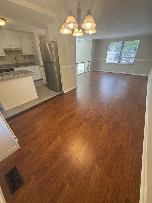 4020 Laurelwood Rd - Photo 7 of 19