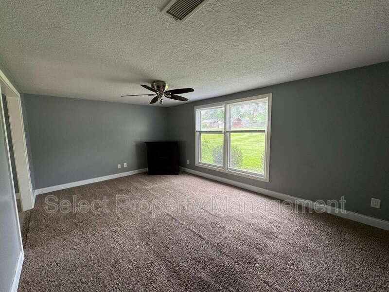 7021 Omaha Ct - Photo 2 of 23