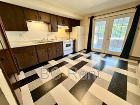 230 W Madison St #6 - Photo 1 of 1