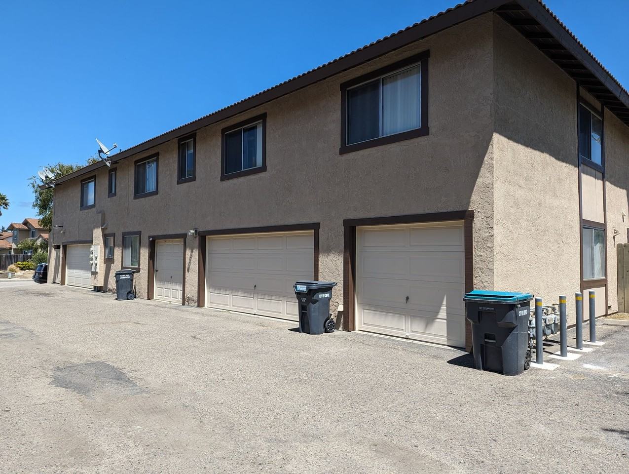 2044 616 Summerwood Lane - Photo 3 of 3