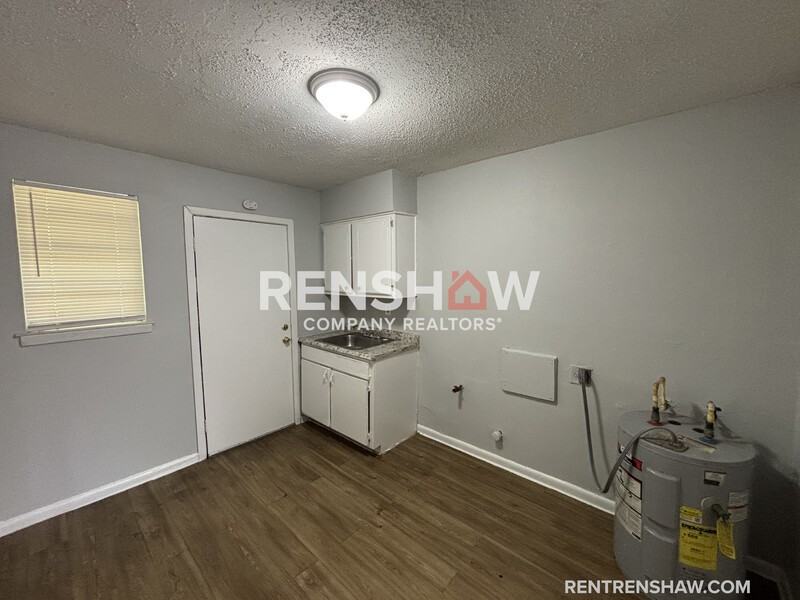 797 Richmond Ave #6 - Photo 4 of 12