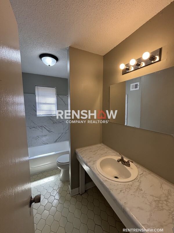 3642 Rhea Ave - Photo 7 of 13