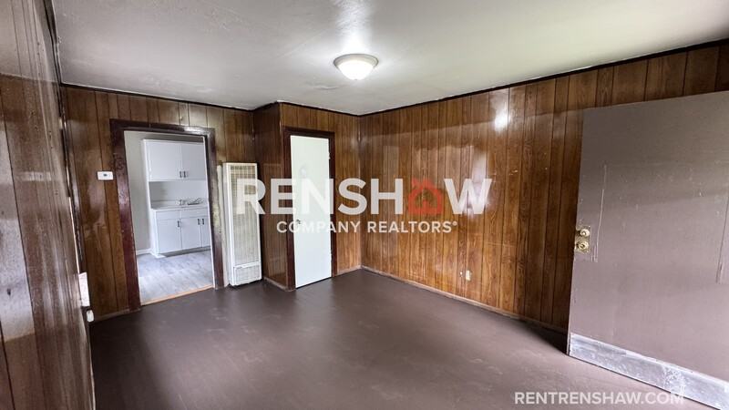 1696 Gaither St - Photo 3 of 11