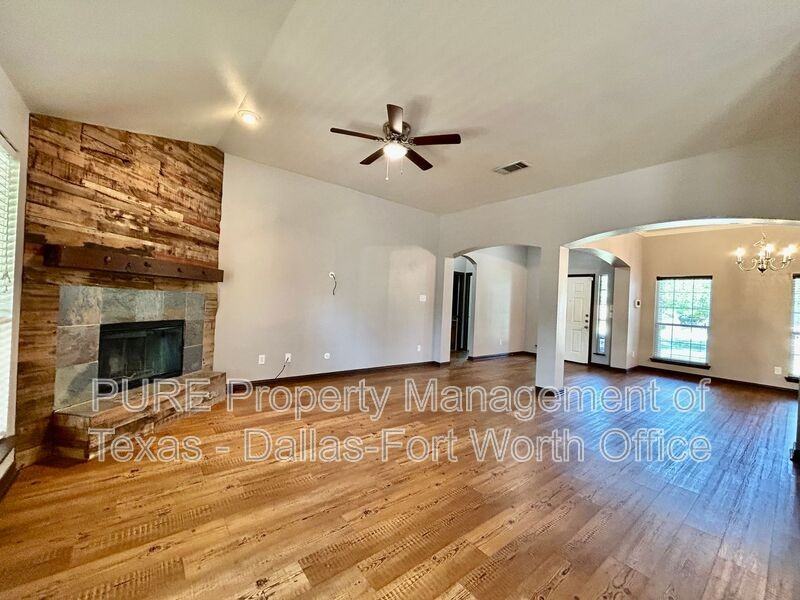 629 Madeline Ct - Photo 6 of 35