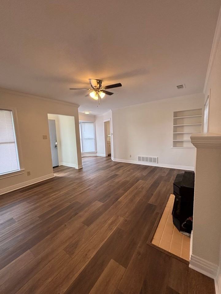 4900 Geddes Ave - Photo 4 of 19