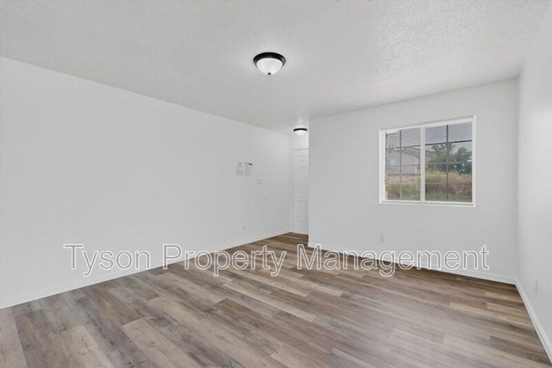 10339 Vendaval Ave Nw - Photo 6 of 39