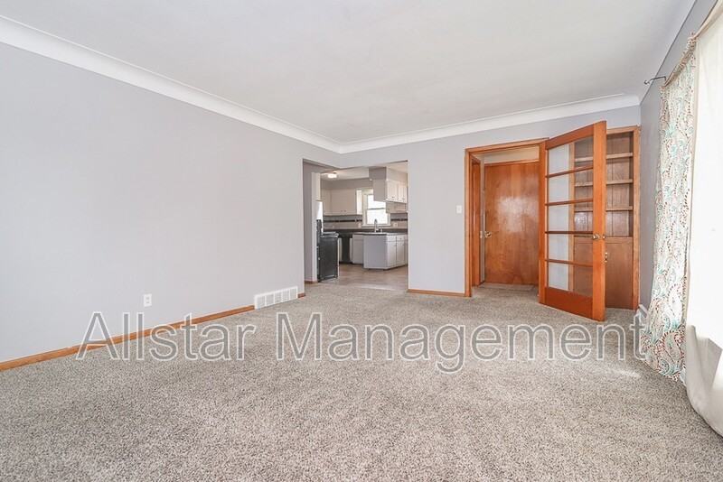 26611 Lake Shore Blvd #UP - Photo 3 of 26
