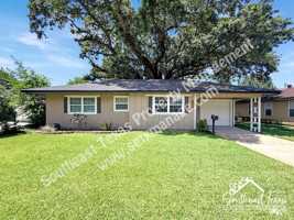 featured image of 812 S 6th St