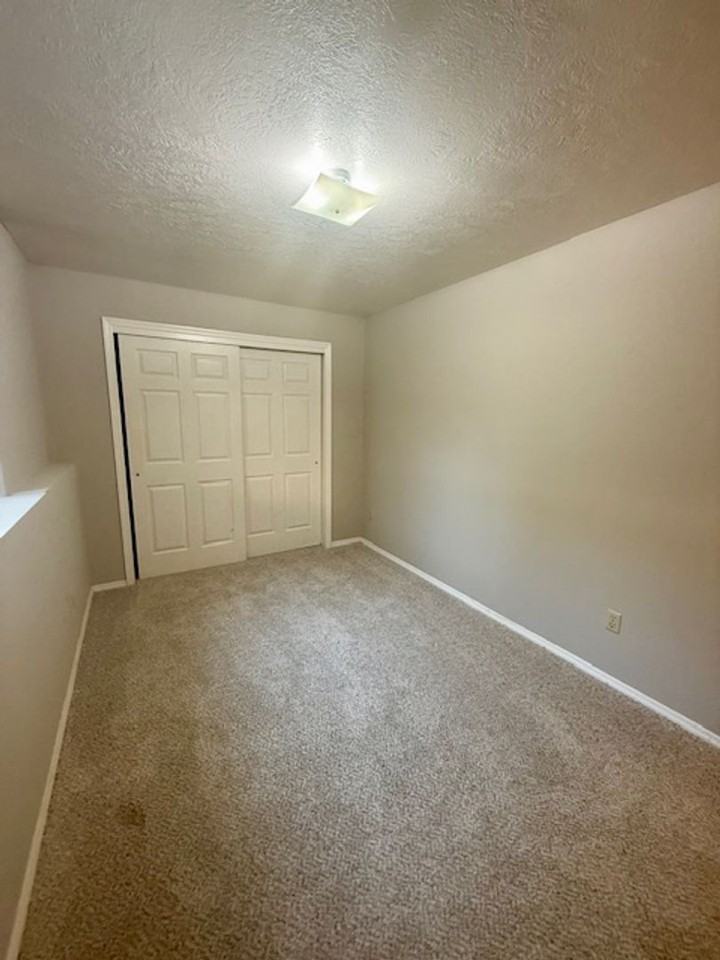 3504 Golden Valley Dr - Photo 5 of 43