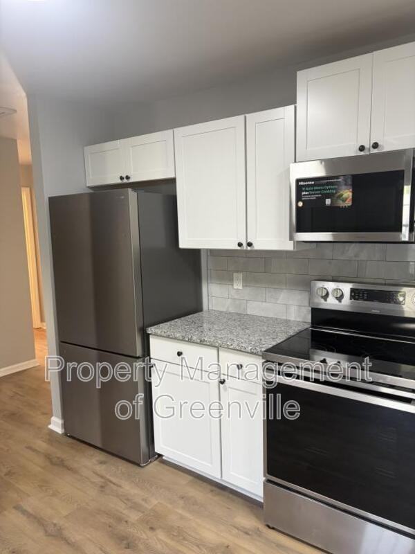 29 4th St - Photo 3 of 14