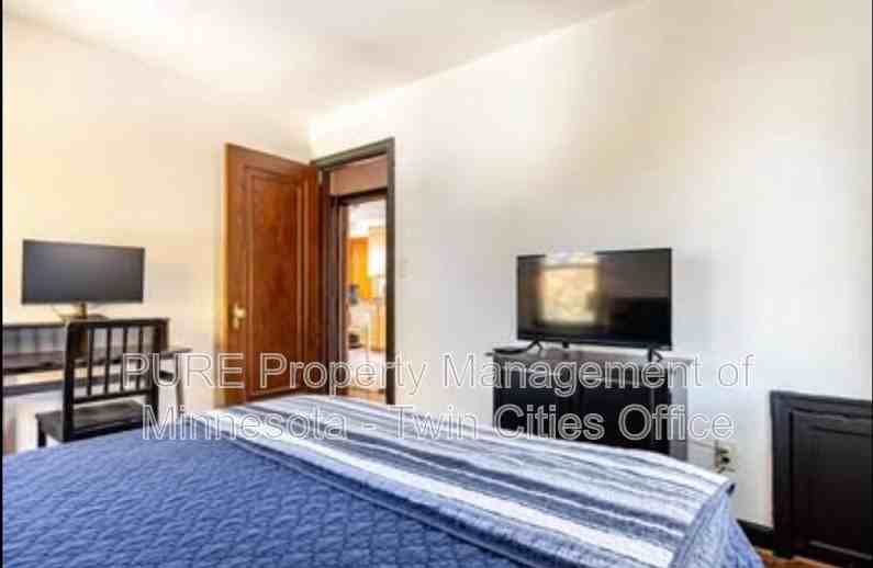 2104 Lowry Ave N #2 - Photo 7 of 12