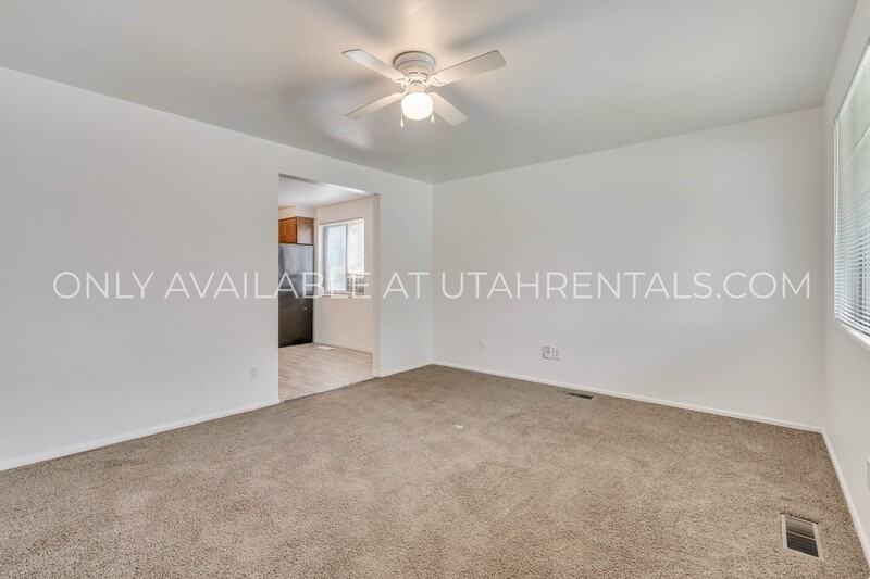 1194 Wn - Photo 3 of 17