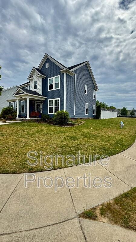 100 Sandalwood Ln - Photo 2 of 21