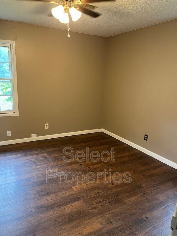1914 Edgewood St - Photo 7 of 16