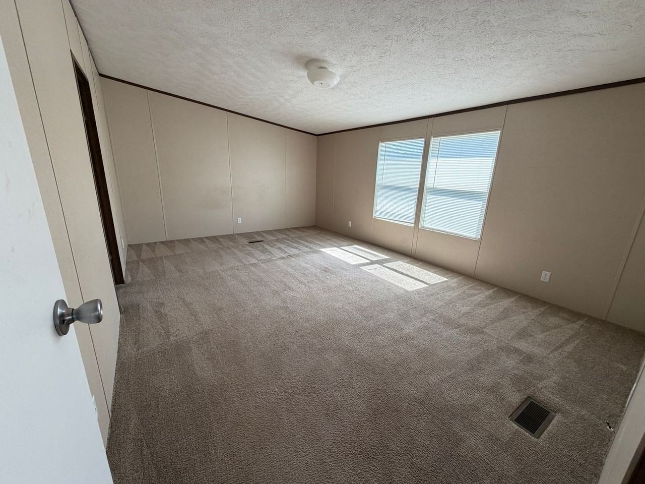 105 Foster Ferry Rd - Photo 7 of 13