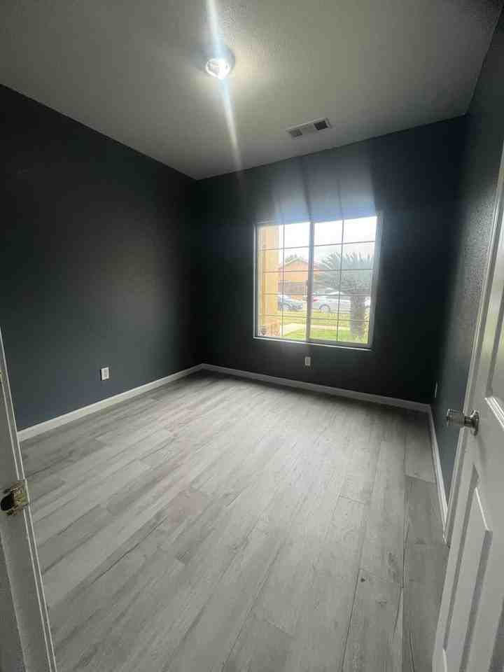 30743 Cottontail St - Photo 7 of 14