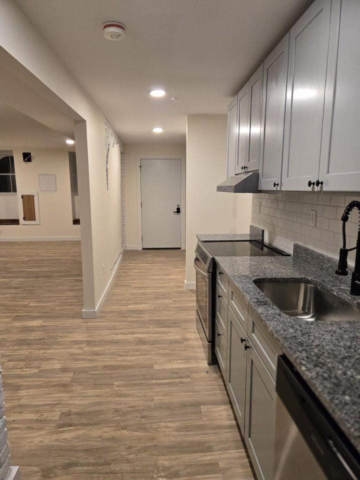 104 4th Street - Photo 5 of 12