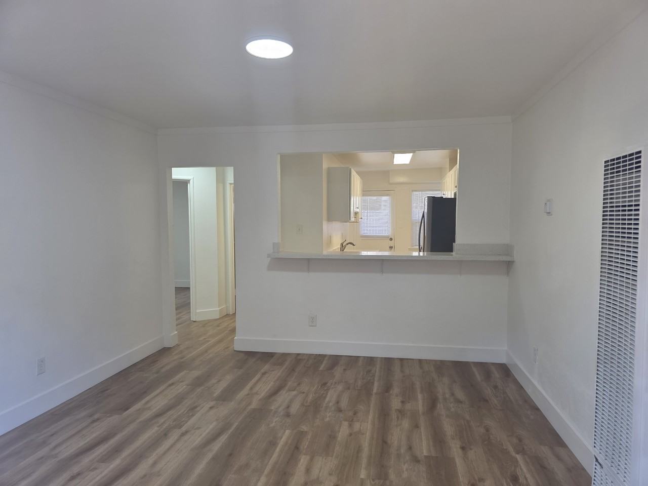 2027 Washington Avenue - Photo 2 of 11