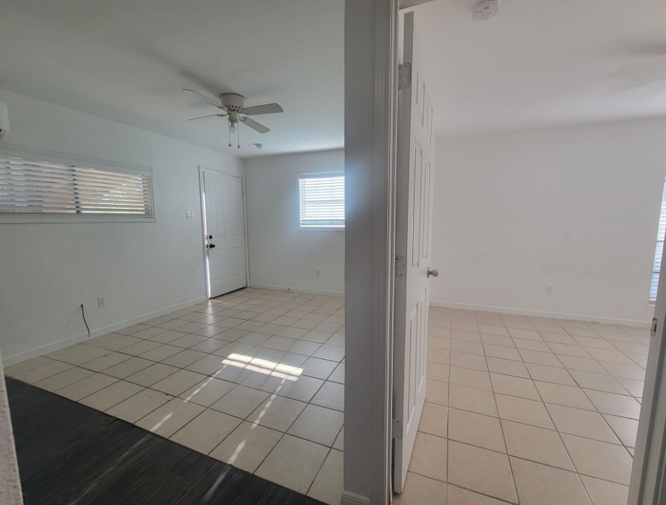 7810 Oakridge Drive - Photo 6 of 12