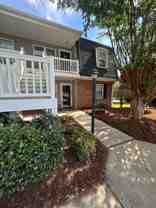 315 Oakland Ave - Photo 1 of 1