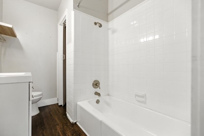 616 W Maple St #6 - Photo 6 of 12
