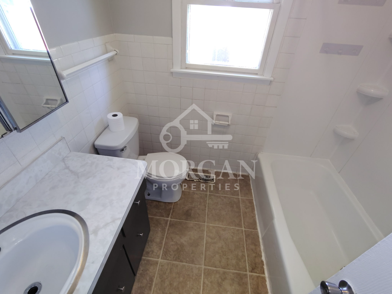 214 1/2 W BERRY ST ALEXANDRIA - Photo 4 of 6