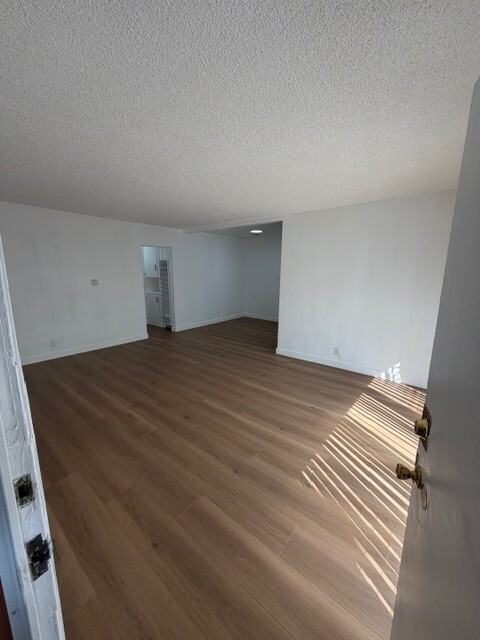 4722 August St. - Photo 7 of 11
