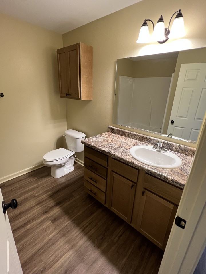 Meadowview - Photo 6 of 21