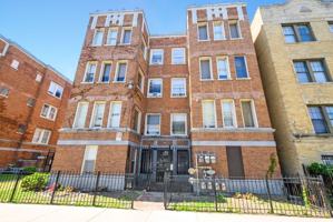 featured image of 6952 S Clyde Ave
