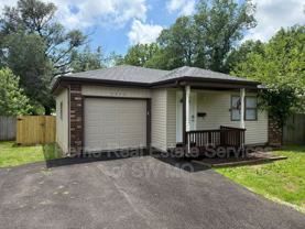 2940 W Walnut St - Photo 1 of 1