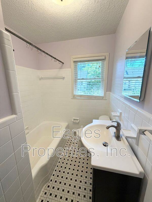 500 N Audubon Ave - Photo 7 of 11