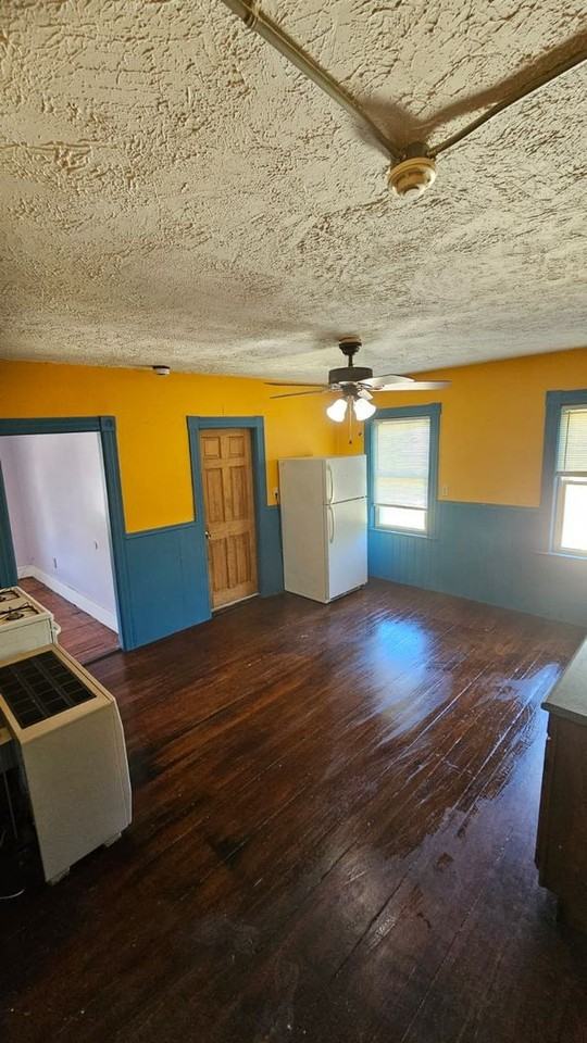361 Chapel St - Photo 7 of 10
