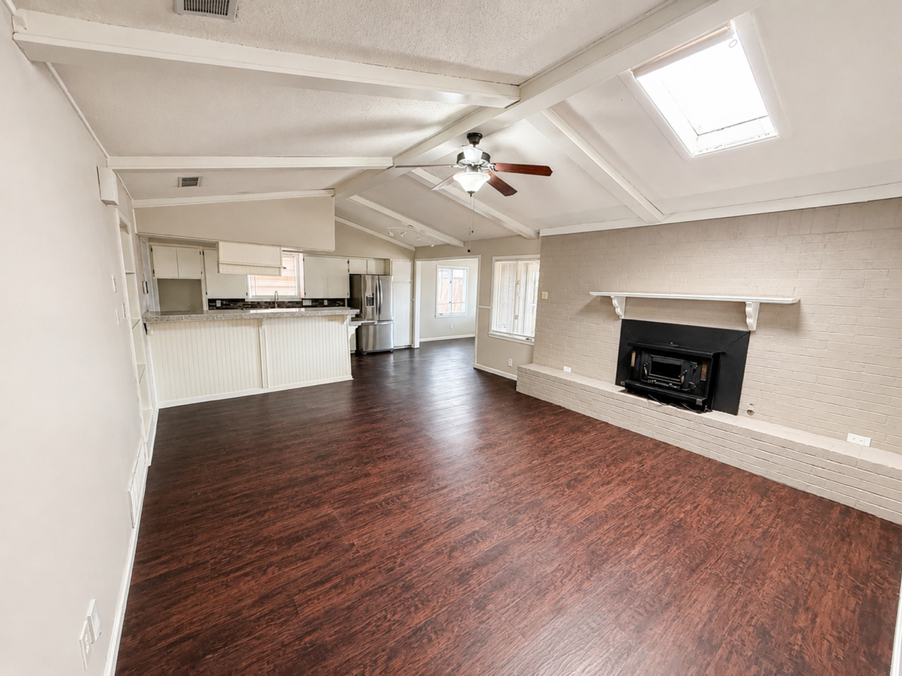 5409 33rd St - Photo 4 of 10