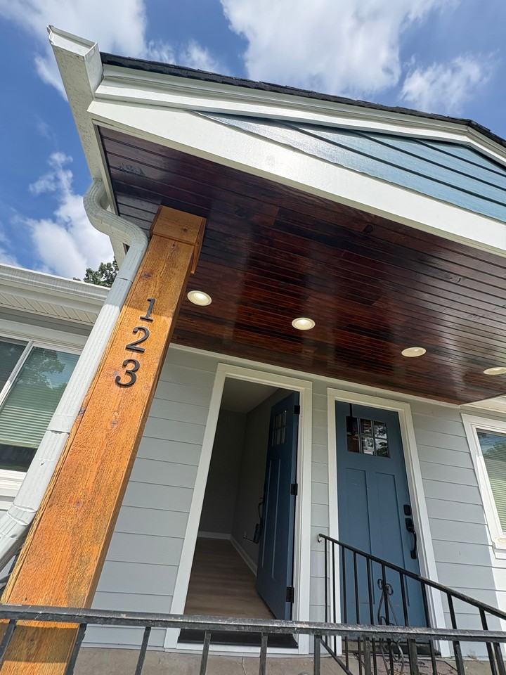 123/125 Sequoia Drive - Photo 2 of 45