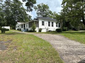2754 Hazel St - Photo 1 of 1